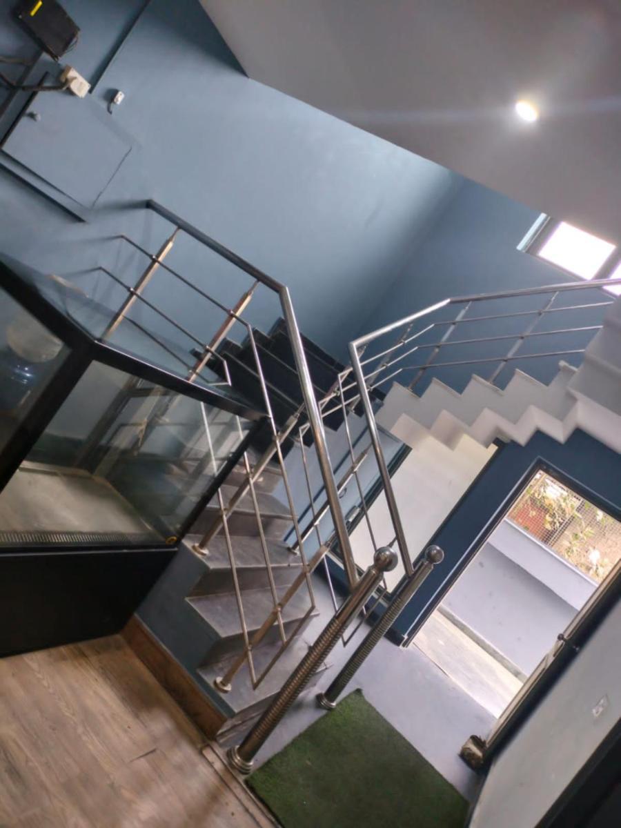 Divine Inn Couple Friendly Hotel Near Sector 51 Metro Station Noida Esterno foto